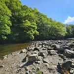 4 * Keswick (Cumbria)